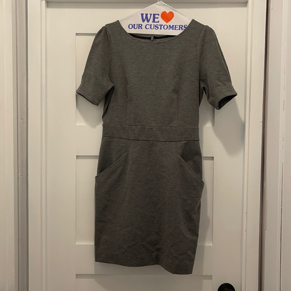 Grey Banana Republic Dress - Size 8